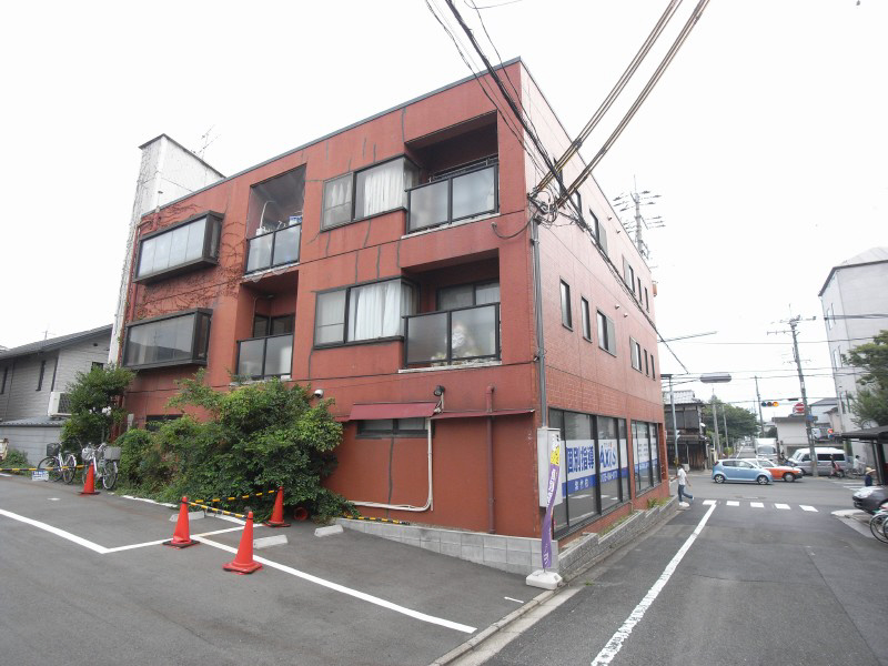 プルクラード 外観