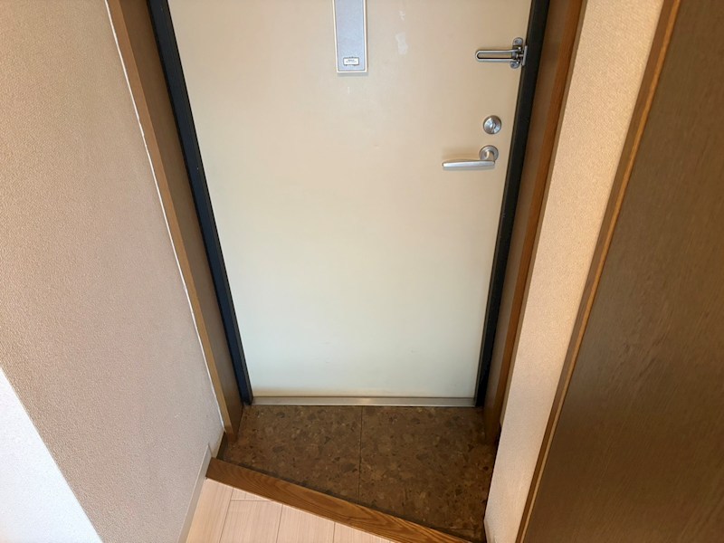 サンパレス紫野 玄関