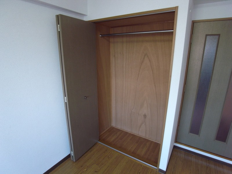 サンパレス紫野 収納