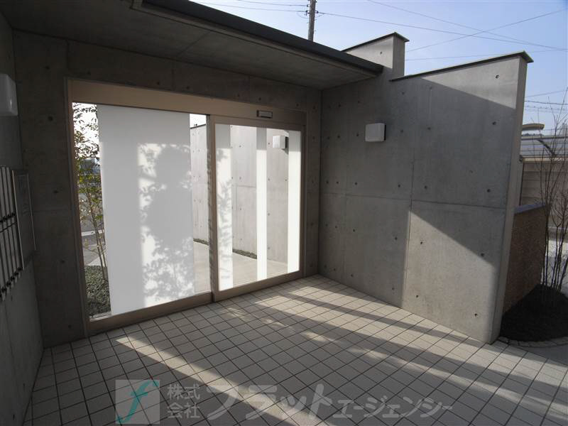 Mur Kamogawa エントランス