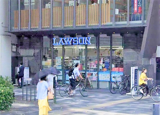 京都府京都市中京区間之町通二条下る鍵屋町486 コンビニ
