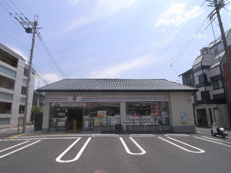 Riche　葵 コンビニ
