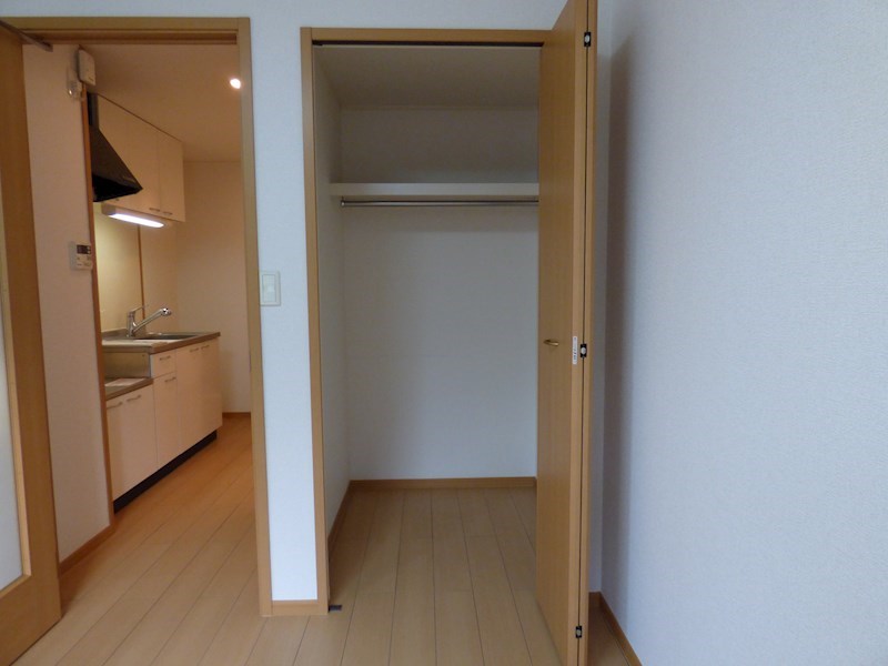 Emeraude高野 収納