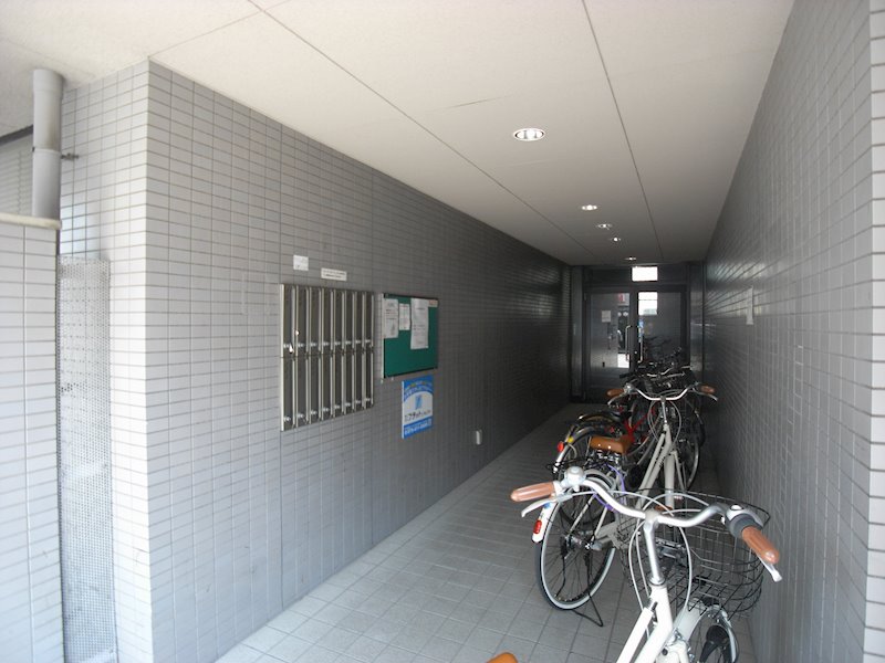 京都府京都市北区衣笠高橋町2番地7 エントランス