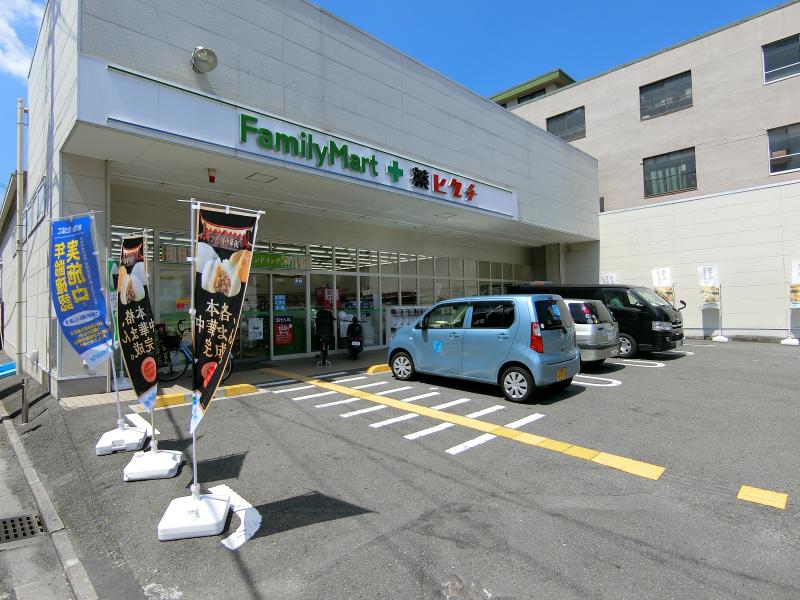 エイコンズハウス コンビニ