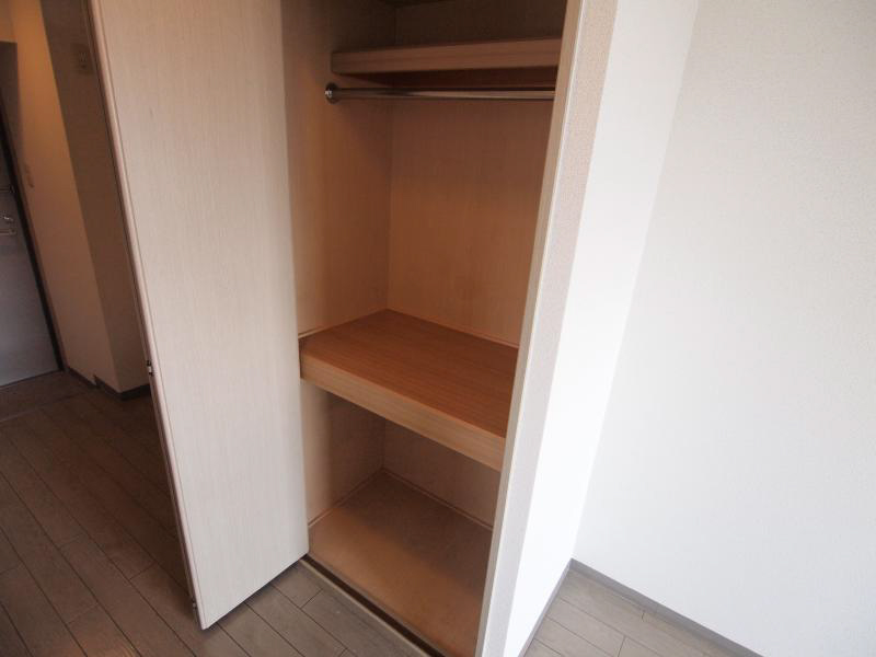 ゴールドクレスト 収納