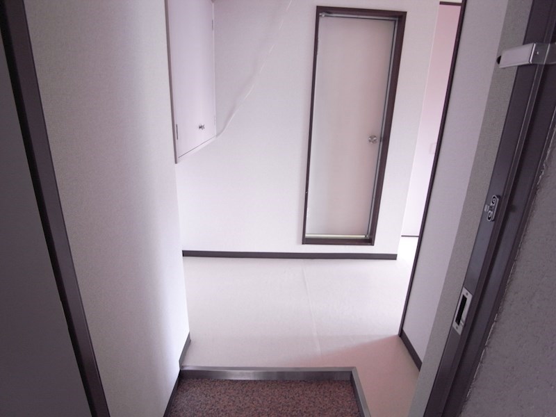 ハイツおおくら 玄関