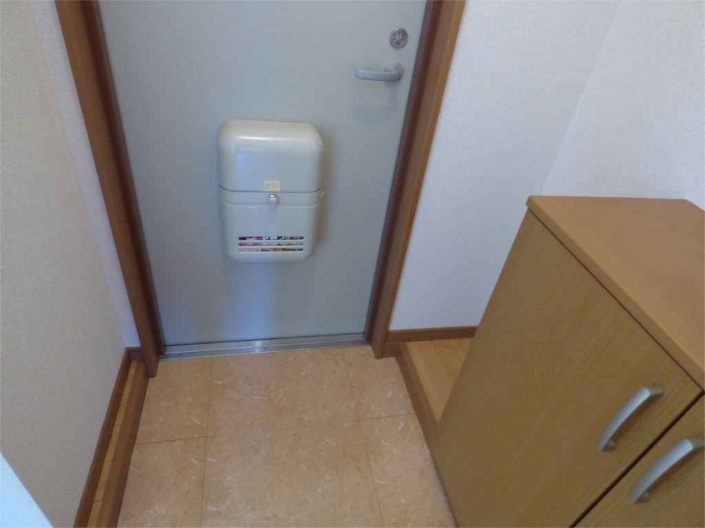 プルーリオン下鴨 玄関
