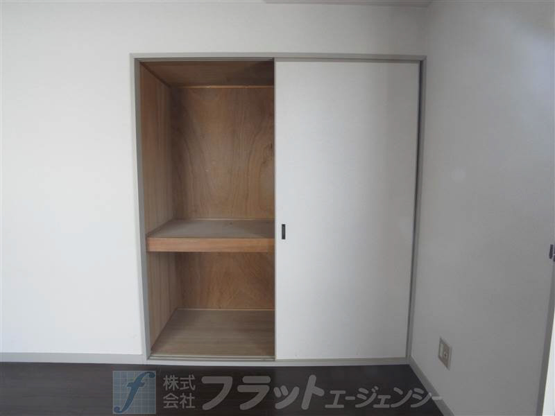 エスタシオン21 収納