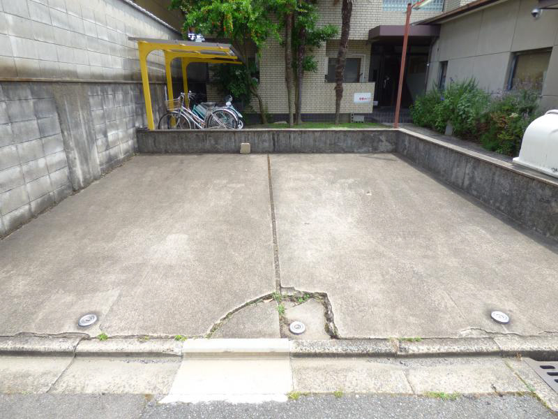 檸檬ハウス 駐車場