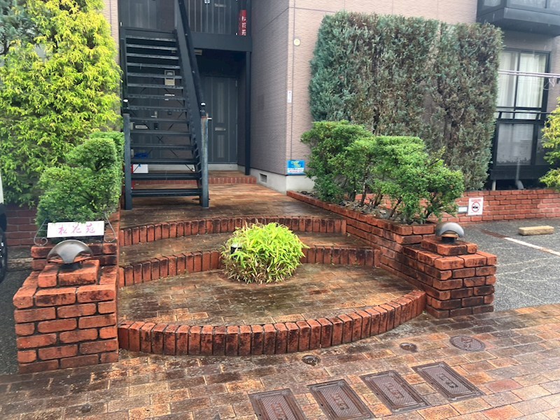 京都府京都市左京区松ケ崎三反長町3-2 エントランス