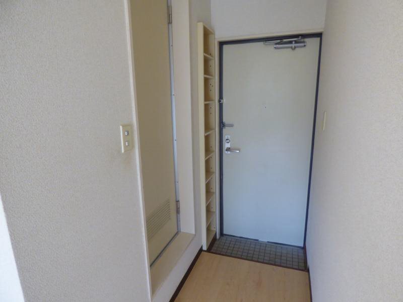 百花荘うえた 玄関
