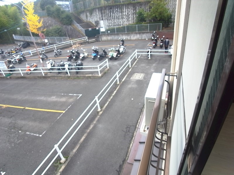 ハイツかつみ ベランダ