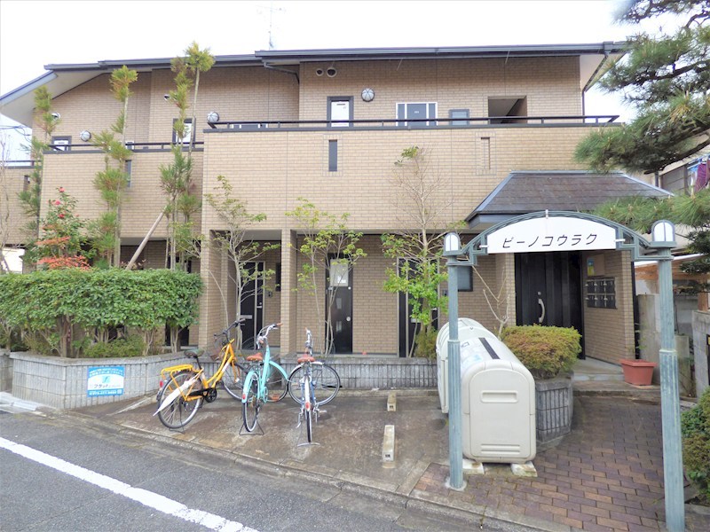 ピーノコウラク 外観