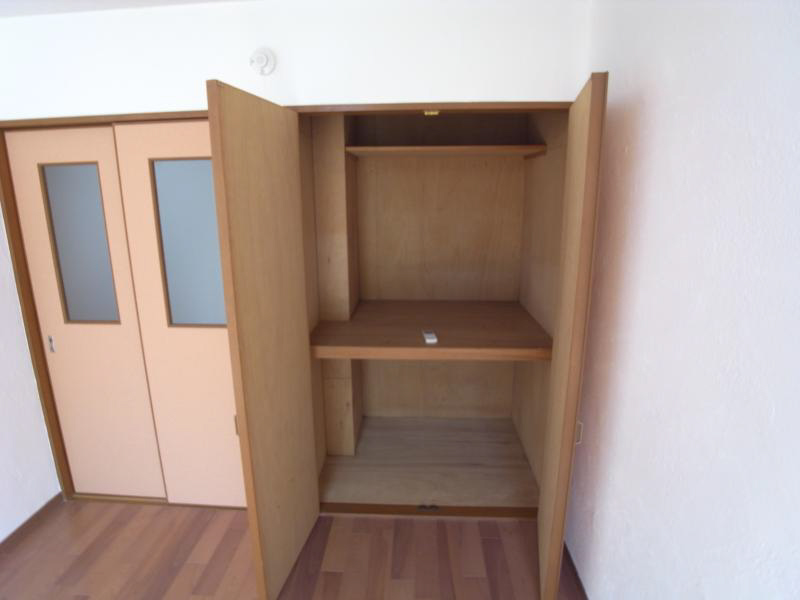 シェアフラット岩倉 収納