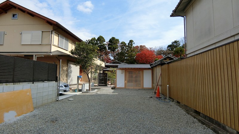 平野別邸 駐車場