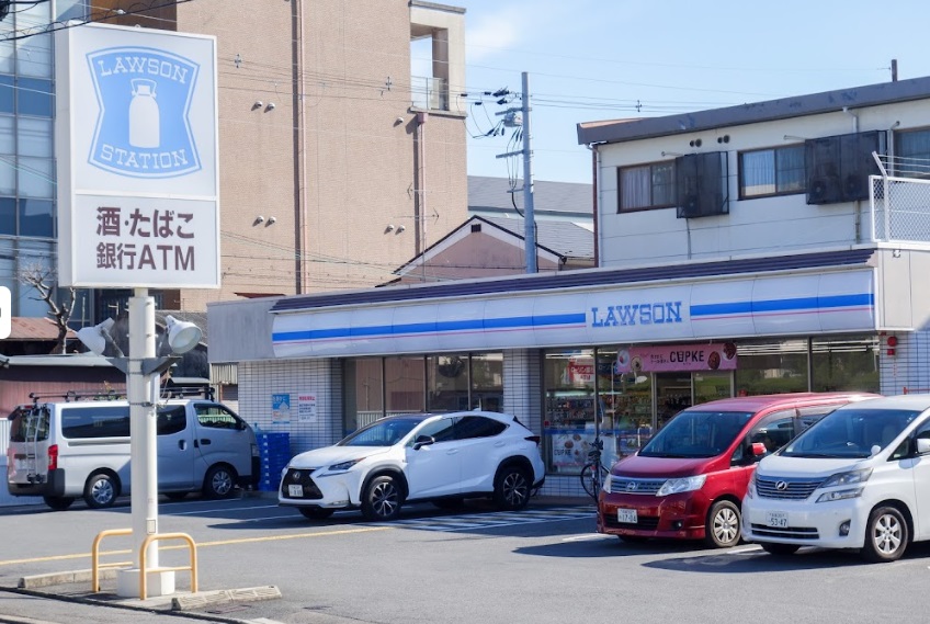 二条シェアハウス コンビニ