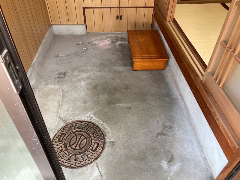 中京区壬生森町貸家 玄関