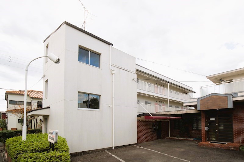 北白川女子学生会館　メゾン奥山 外観