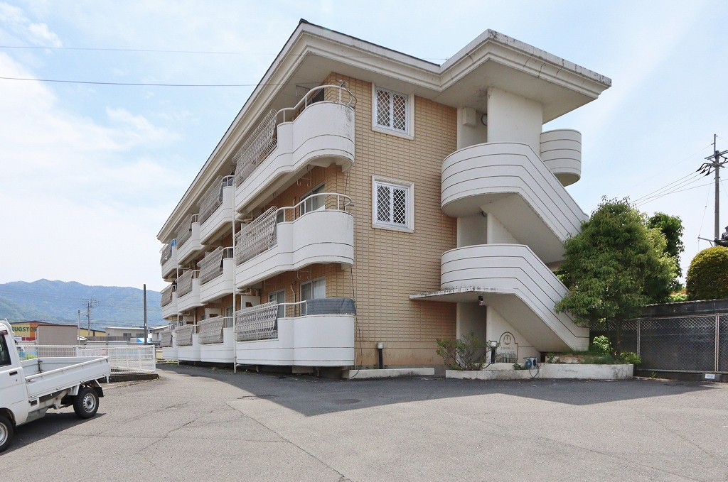 シャルム原田 外観