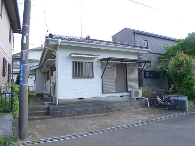 三本邸 102号室 外観