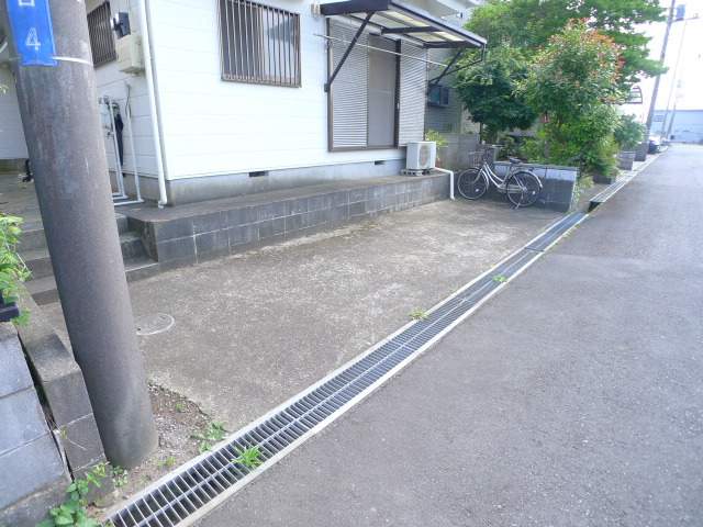 三本邸 その他