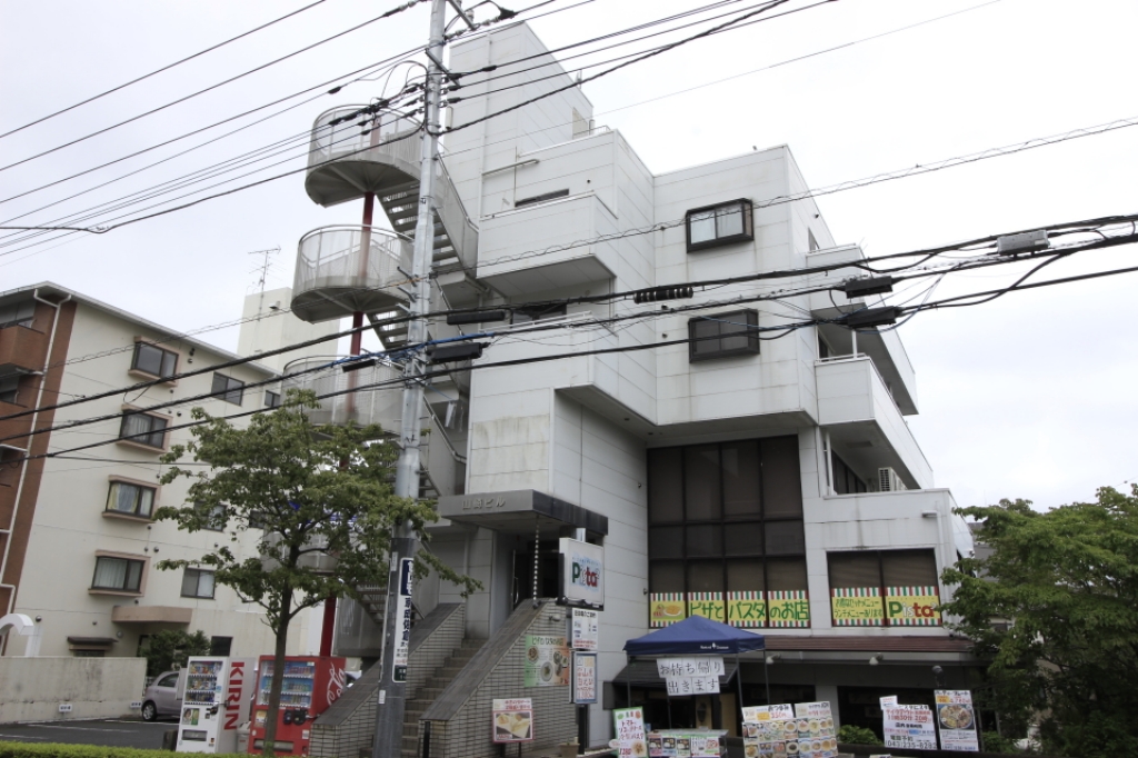 山崎ビル 301号室 外観