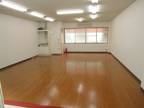 鹿手袋店舗 リビング