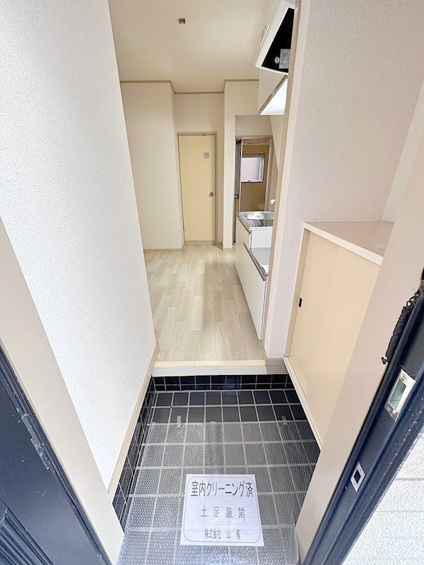 ランシティー 玄関