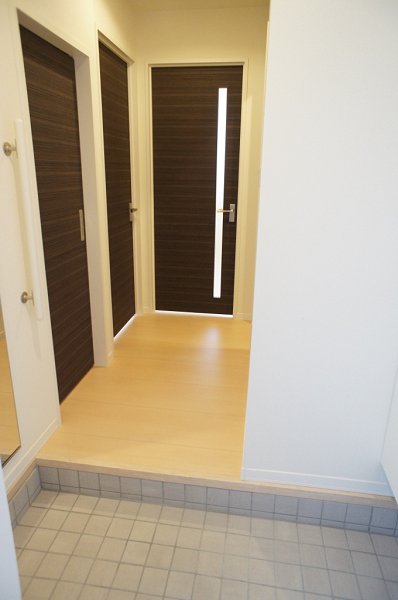 メゾン　ボヌール【積水ハウス施工１ＬＤＫシャーメゾン】 玄関