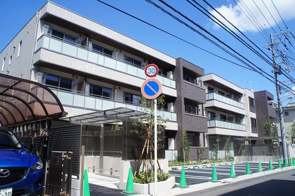 グリナージュ岸町Ⅱ【積水ハウス施工シャーメゾン】 201号室 外観