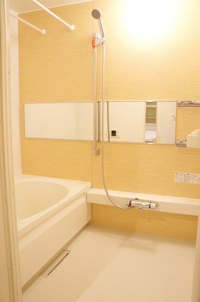 グリナージュ岸町Ⅱ【積水ハウス施工シャーメゾン】 風呂画像