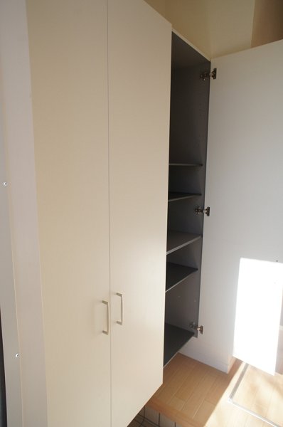 メゾンド　ル・シエル【積水ハウス施工２ＬＤＫシャーメゾン】 玄関