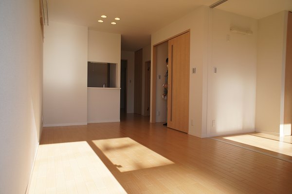 メゾンド　ル・シエル【積水ハウス施工２ＬＤＫシャーメゾン】 リビング