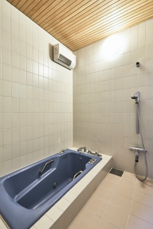 （研修）宿谷麻布戸建て 内観写真（浴室）