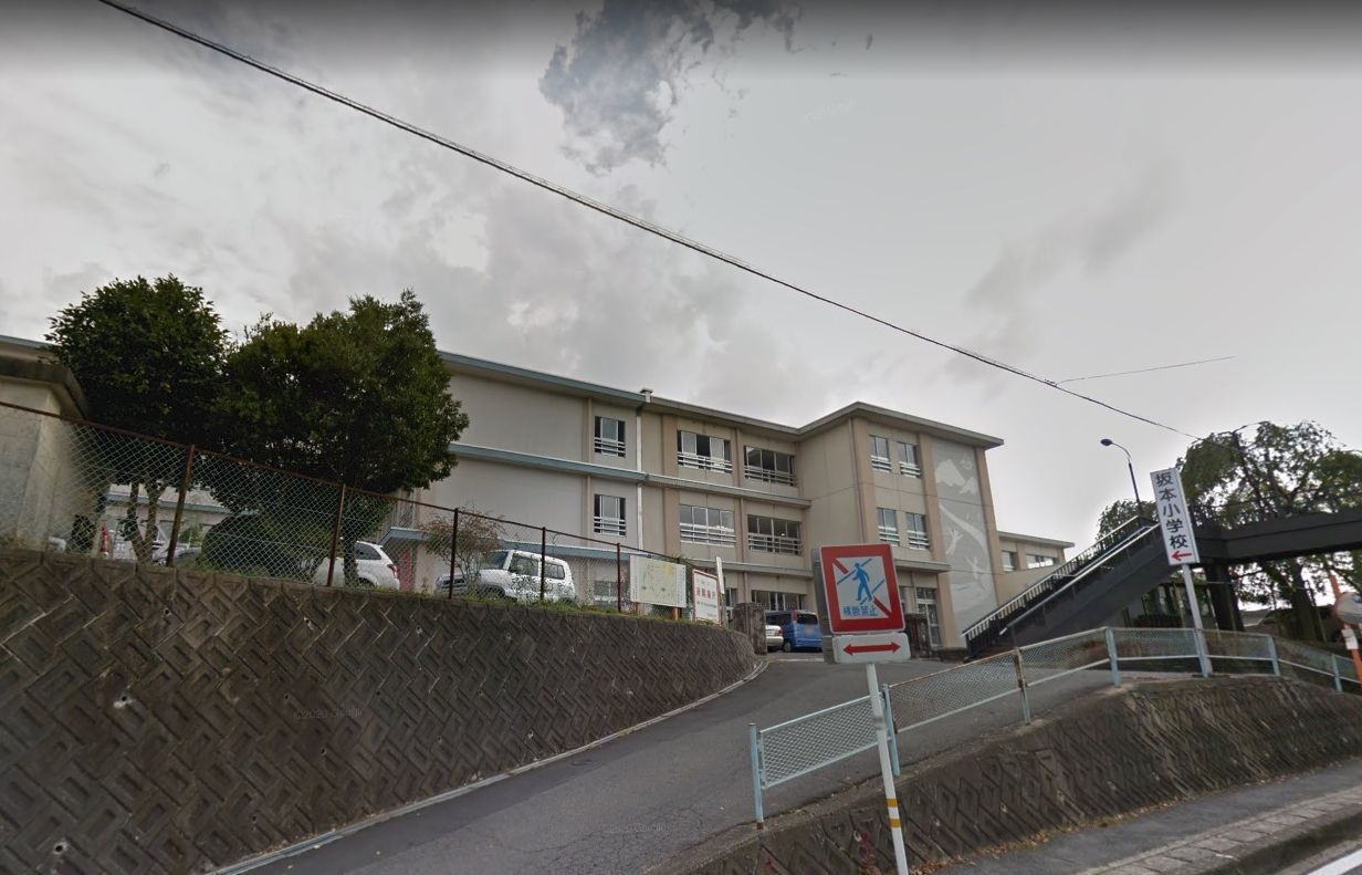 岐阜県中津川市茄子川 小学校
