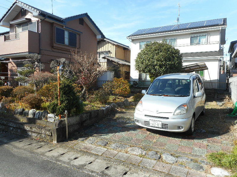 焼津市越後島　中古戸建 現地写真（駐車場）