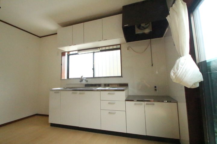 佐倉戸建て 内観写真（キッチン）