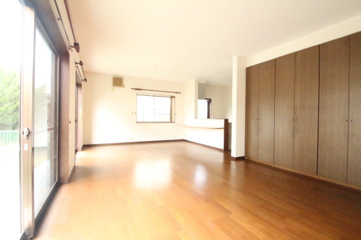 長山5丁目中古戸建 内観写真（リビング）