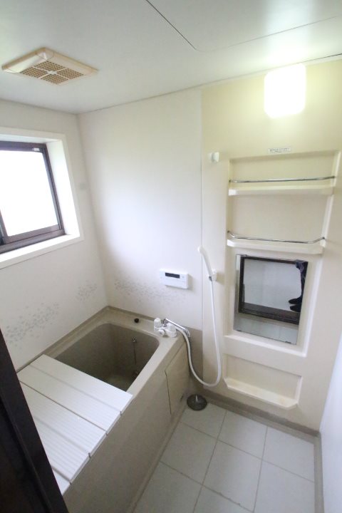 稲敷市柴崎戸建て 内観写真（浴室）