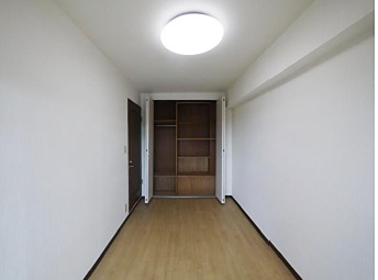仙台八木山スカイマンション 内観写真（リビング以外の居室）