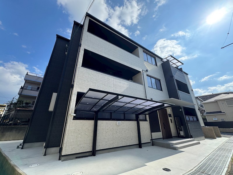 ピレーネ中野本町 外観写真