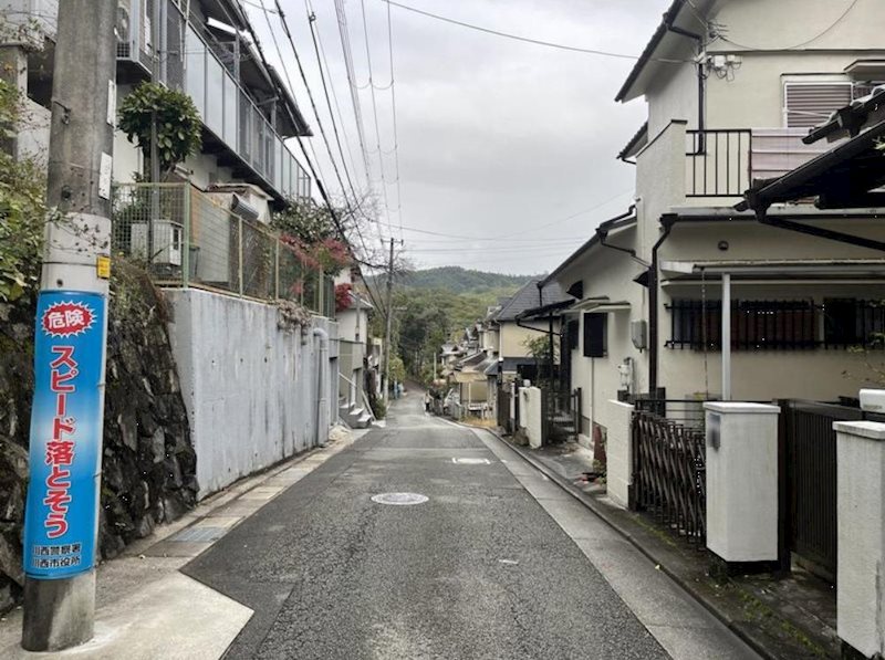 【CASA】 川西市東畦野山手1丁目 ◆建築条件無売土地◆ 現地写真（前面道路含む現地写真）