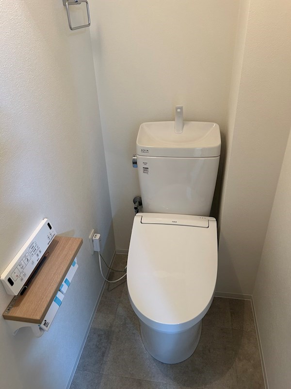 【CASA】メロディーハイム茨木パークアヴェニュー 内観写真（トイレ）