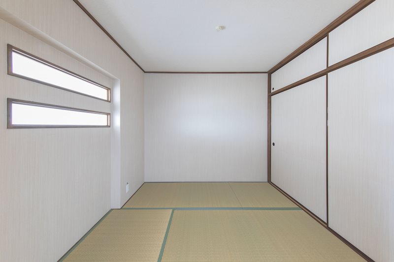 【CASA】サンヴェール高槻4号棟 内観写真（リビング以外の居室）