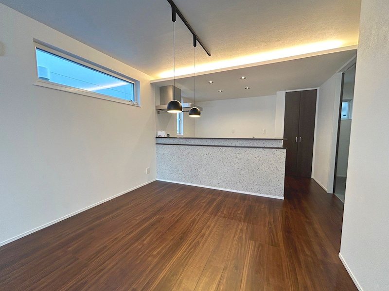 【CASA】高槻市安岡寺町5丁目　 内観写真（リビング）