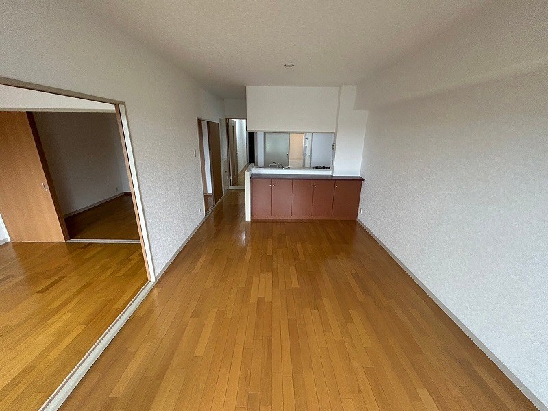 【CASA】 カルム伊丹緑ヶ丘 内観写真（リビング）
