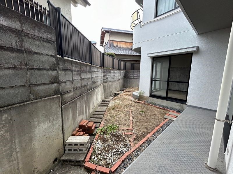 【CASA】 コスモ刀根山 現地写真（庭）