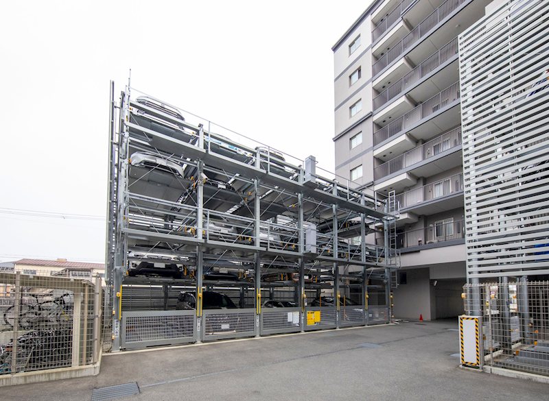 プレミスト京都西院 共用部写真（駐車場）