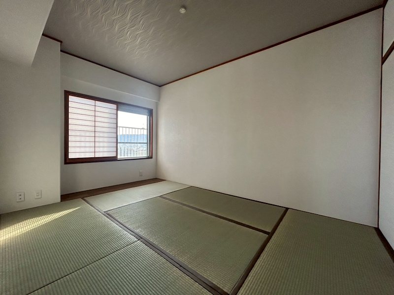 イトーピア向日マンションA棟 内観写真（リビング以外の居室）